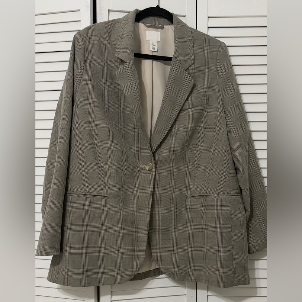 H&M Cream Blazer with Black Trim